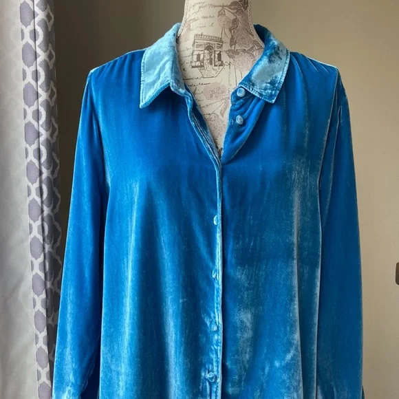 Soft Surroundings Icon Silk Velvour Poets Tunic Button Front Shirt - Picture 6 of 12